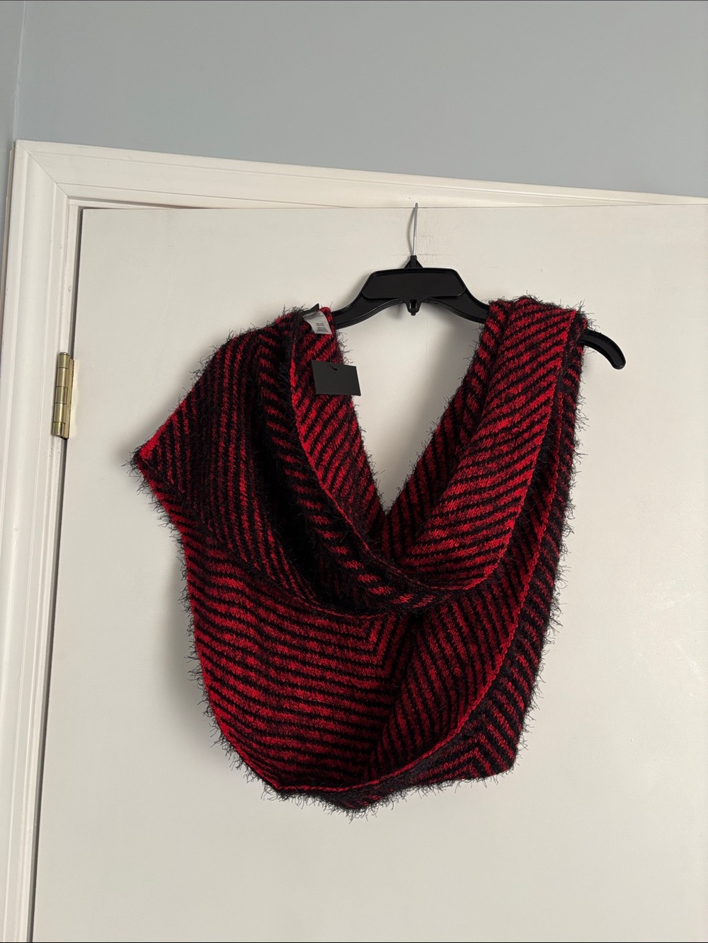Dkny Black and Red Striped Loop Scarf NWT